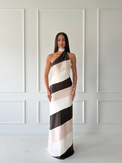 Spira Gown